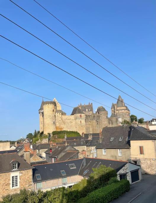 Appartement Calme Et Cosy Proche Centre Vue Chateau Vitré المظهر الخارجي الصورة